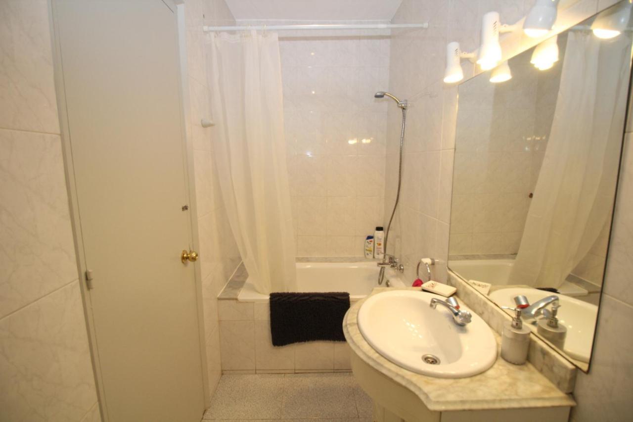 Rooms Aribau Барселона Екстериор снимка