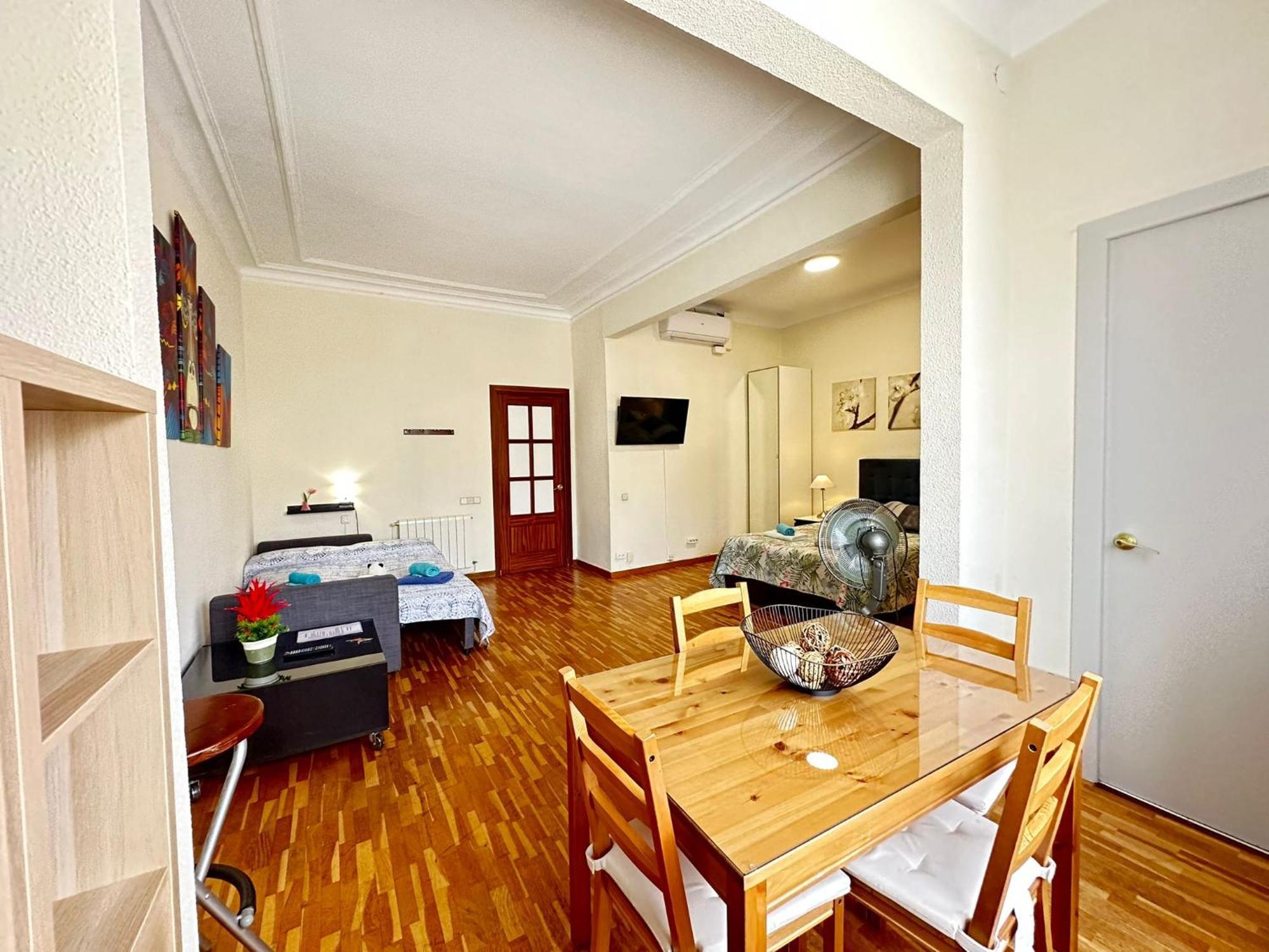 Rooms Aribau Барселона Екстериор снимка