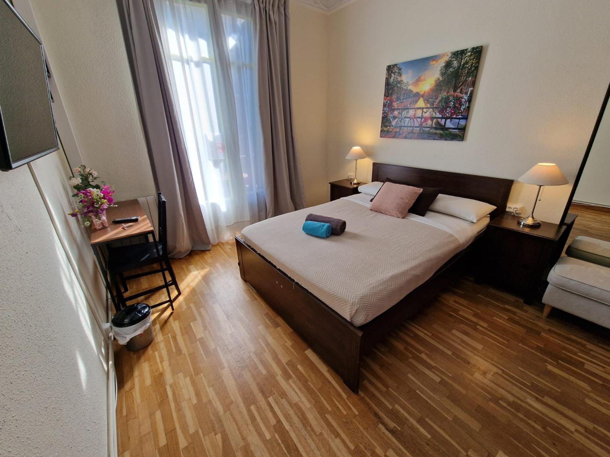 Rooms Aribau Барселона Екстериор снимка