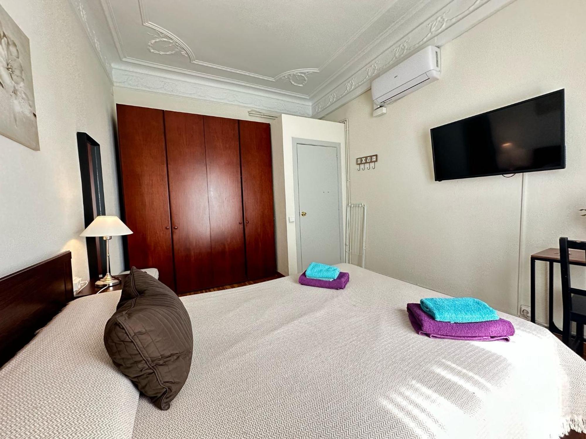 Rooms Aribau Барселона Екстериор снимка